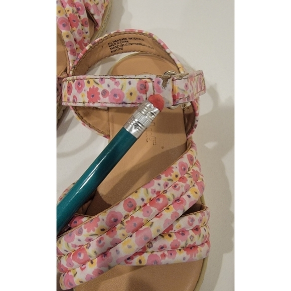 Cat & Jack Sandals pink white flowers size 7 - Picture 10 of 10
